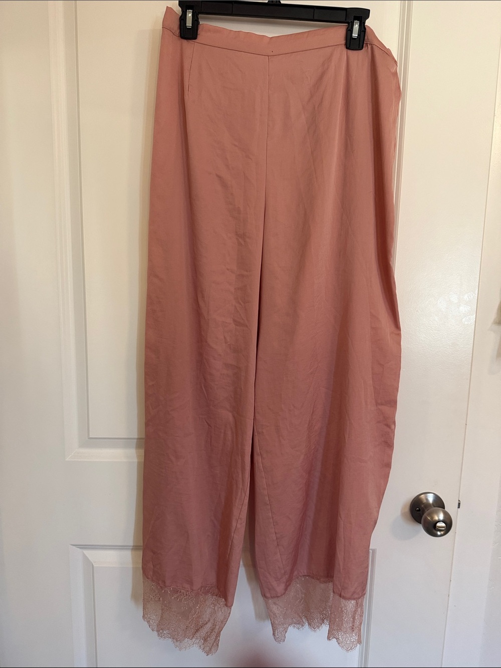 Victoria's Secret Rose Pink Wide-Leg Lace Hem Pants